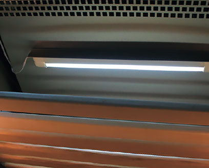 Холодильный шкаф с высоким уровнем влажности Carboma M700GN-1-G-HHC 9005