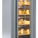 Холодильный шкаф со средним уровнем влажности Carboma M700GN-1-G-MHC 0430
